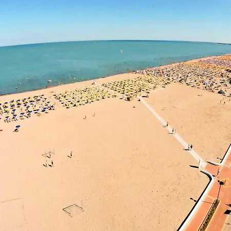 Apartmán Modern In The Town Centre Rosolina Mare