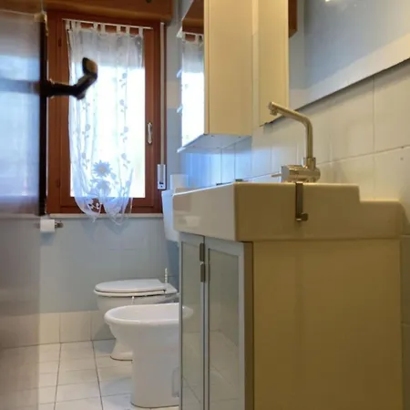 Modern In The Town Centre Apartment Rosolina Mare