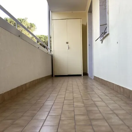 Modern In The Town Centre Daire Rosolina Mare
